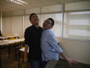 jason-tan-lecturer-fun-pic-with-curtin-students